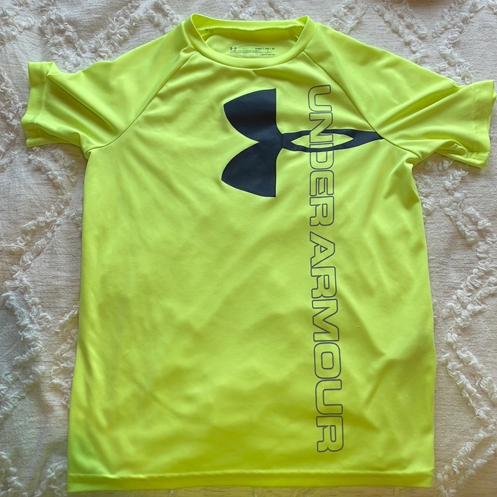 Under Armour Neon Yellow Boys Medium Loose T-shirt